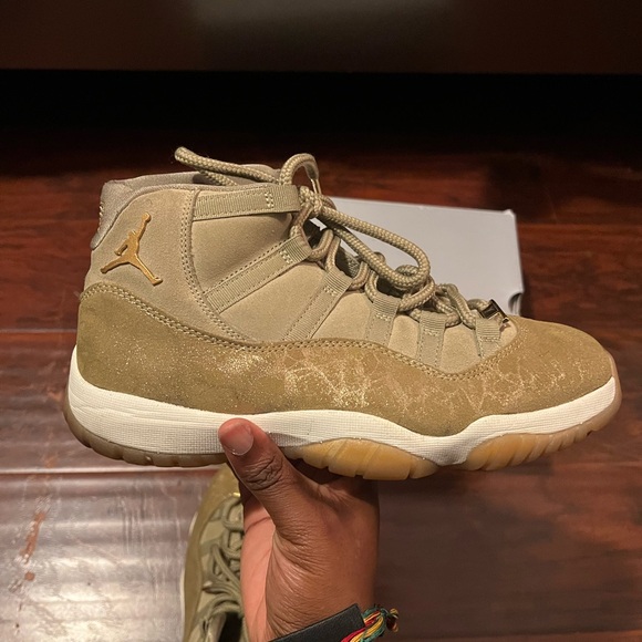 Jordan Women's Sneakers in Olive and Gold - Picture 1 of 6